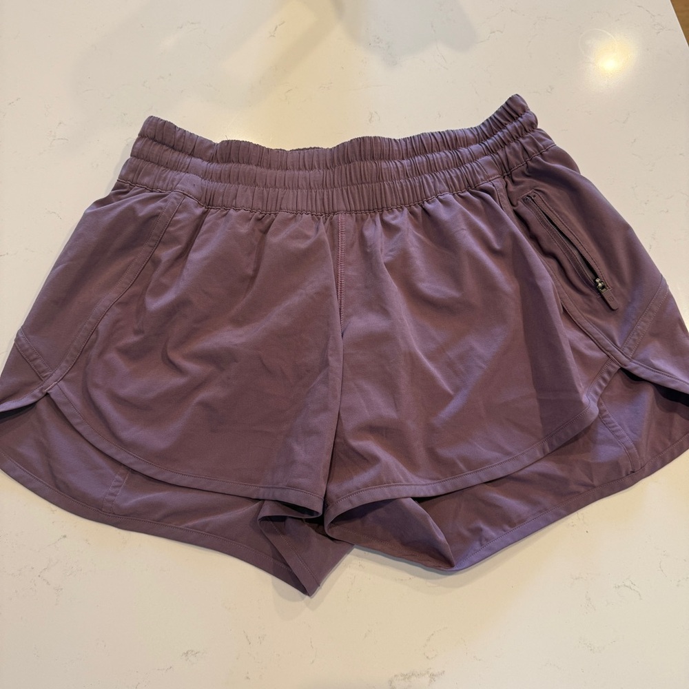 lululemon athletica | Tracker Short 4” - size 10